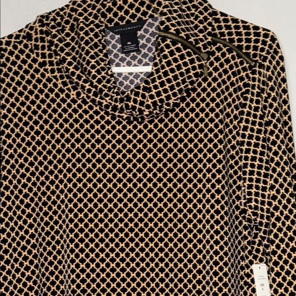 Investments Black and Tan Patterned Blouse - Picture 8 of 12